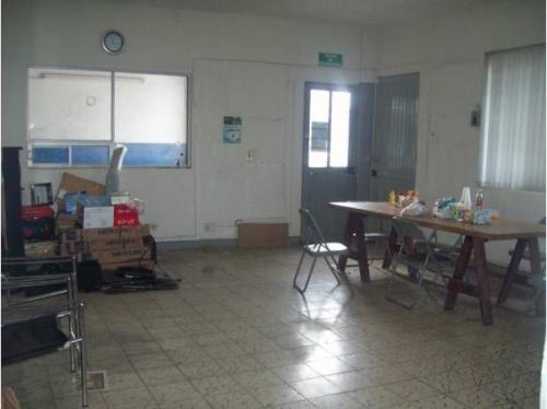 BODEGA EN MONTERREY. UBICAD�SIMA Y DE OPORTUNIDAD.